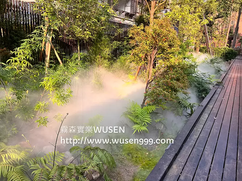 台北文創園區，台灣山系概念店「0km山物所」.水霧景觀效果,霧森實業-噴霧風扇，工業級高壓噴霧機組，高壓微霧機組